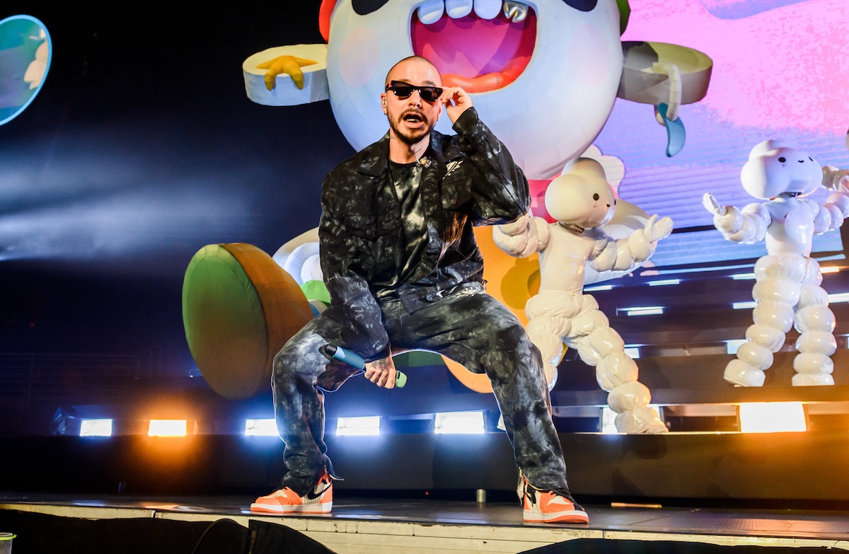 J Balvin en Movistar Arena: El color del reggaetón - Parlante.cl